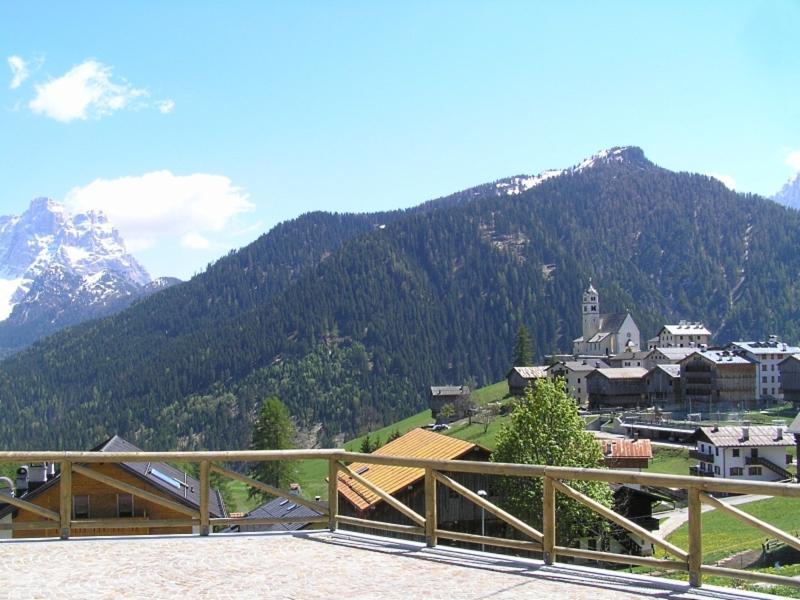 Cesa Da Riz Apartment Colle Santa Lucia Bagian luar foto
